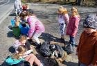dzieci i młodzież sprzątająca Małopolskę - Niepołomice