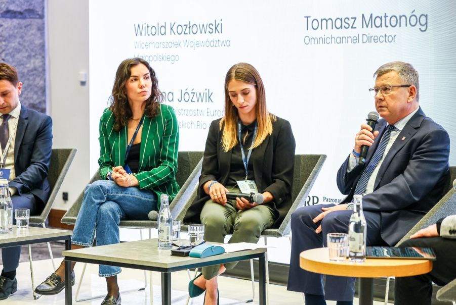 Przejdź do: EKSIT: Budowanie społeczności lokalnych przez sport i jego wpływ na przyszłość społeczeństwa