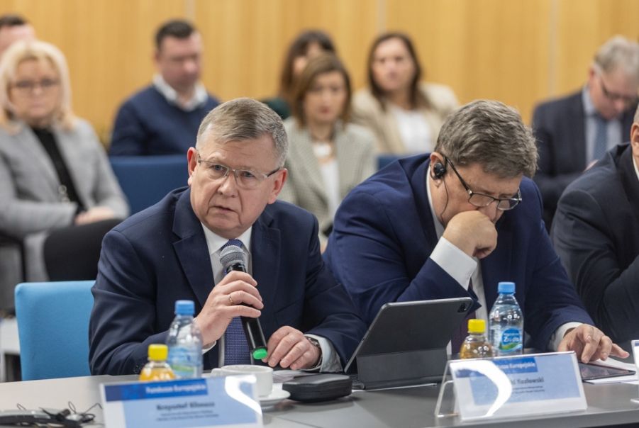 Przejdź do: 264 mln euro dla Małopolski Zachodniej na Fundusz Sprawiedliwej Transformacji 