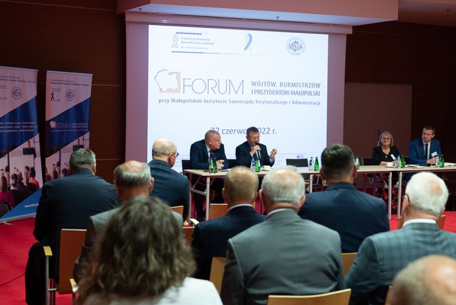 Przejdź do: O najważniejszych sprawach regionu na Forum Wójtów, Burmistrzów i Prezydentów Małopolski 
