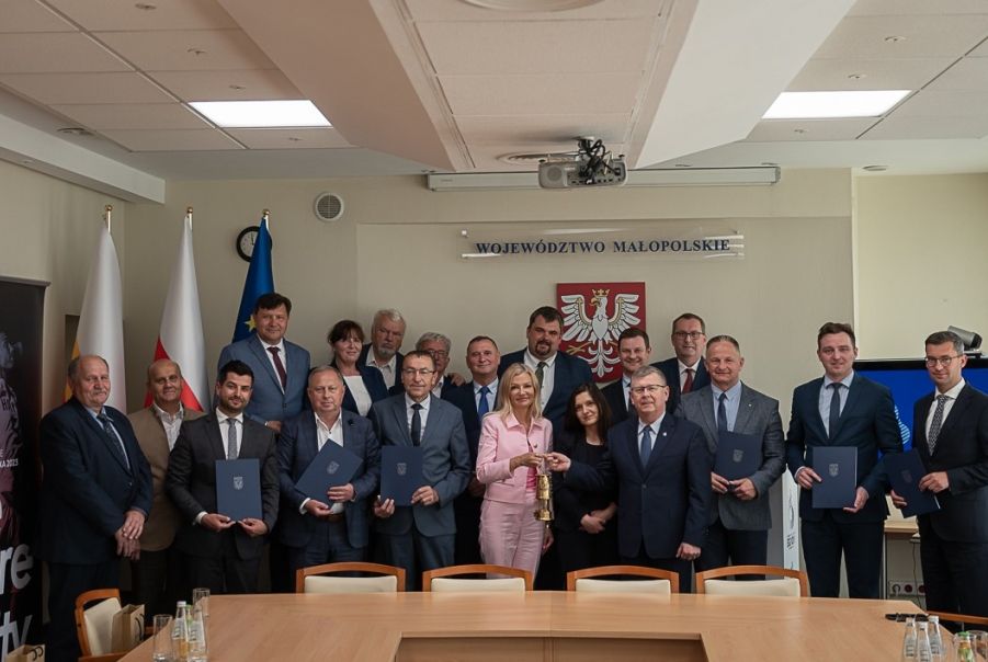 Przejdź do: Budujemy wewnętrzną wspólnotę Małopolski