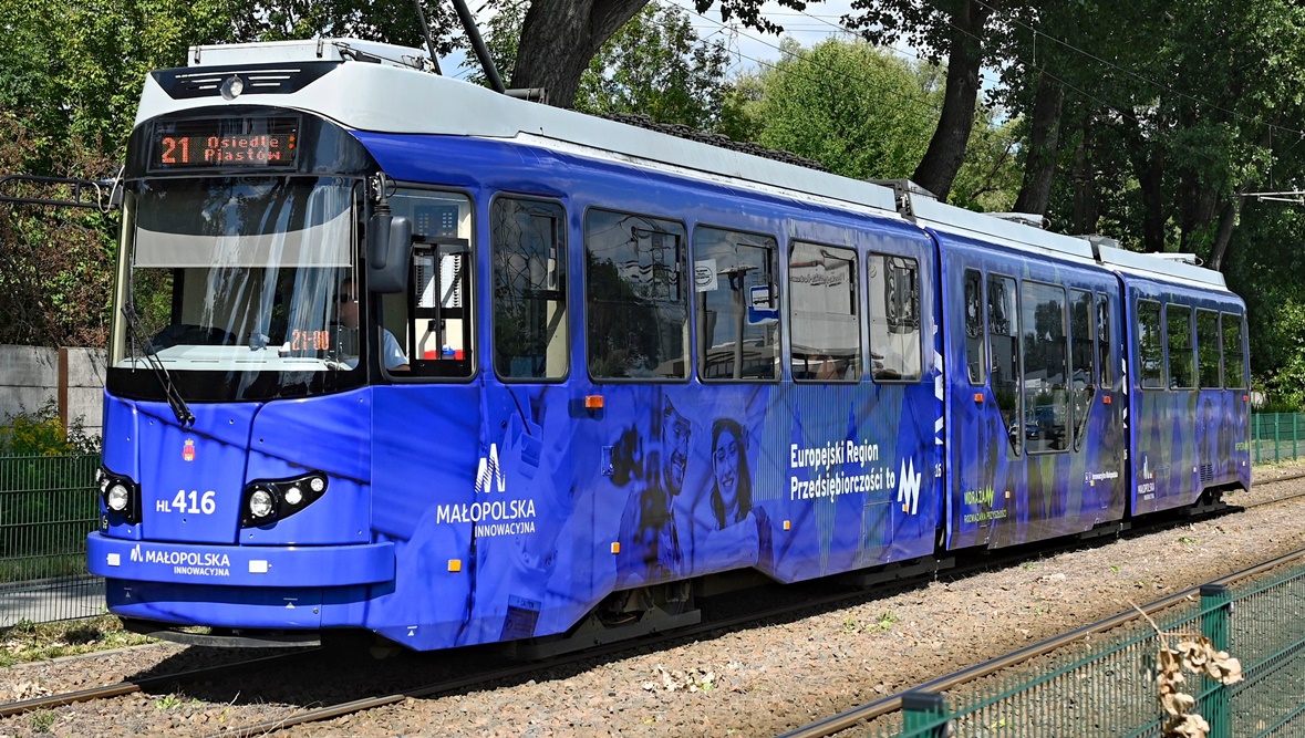 Tramwaj w barwach kampanii
