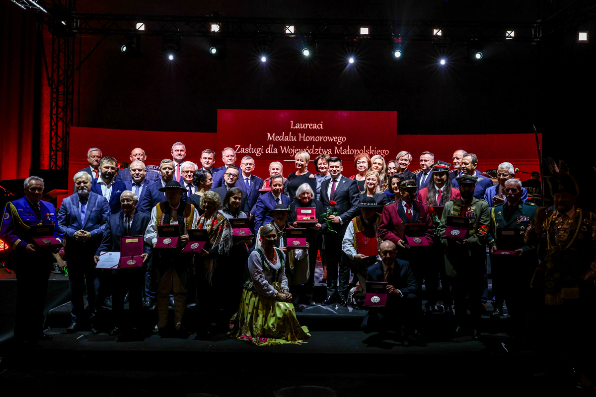 Wspólne zdjęcie Wyróżnionych Laureatów 