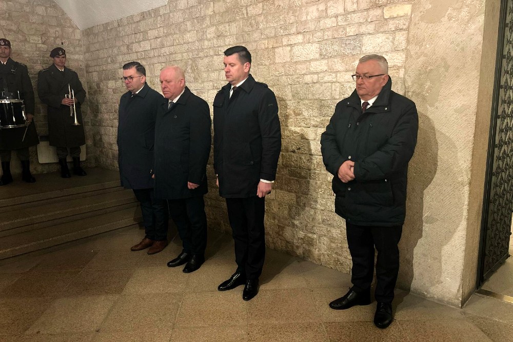 Hołd dla śp. Pary Prezydenckiej