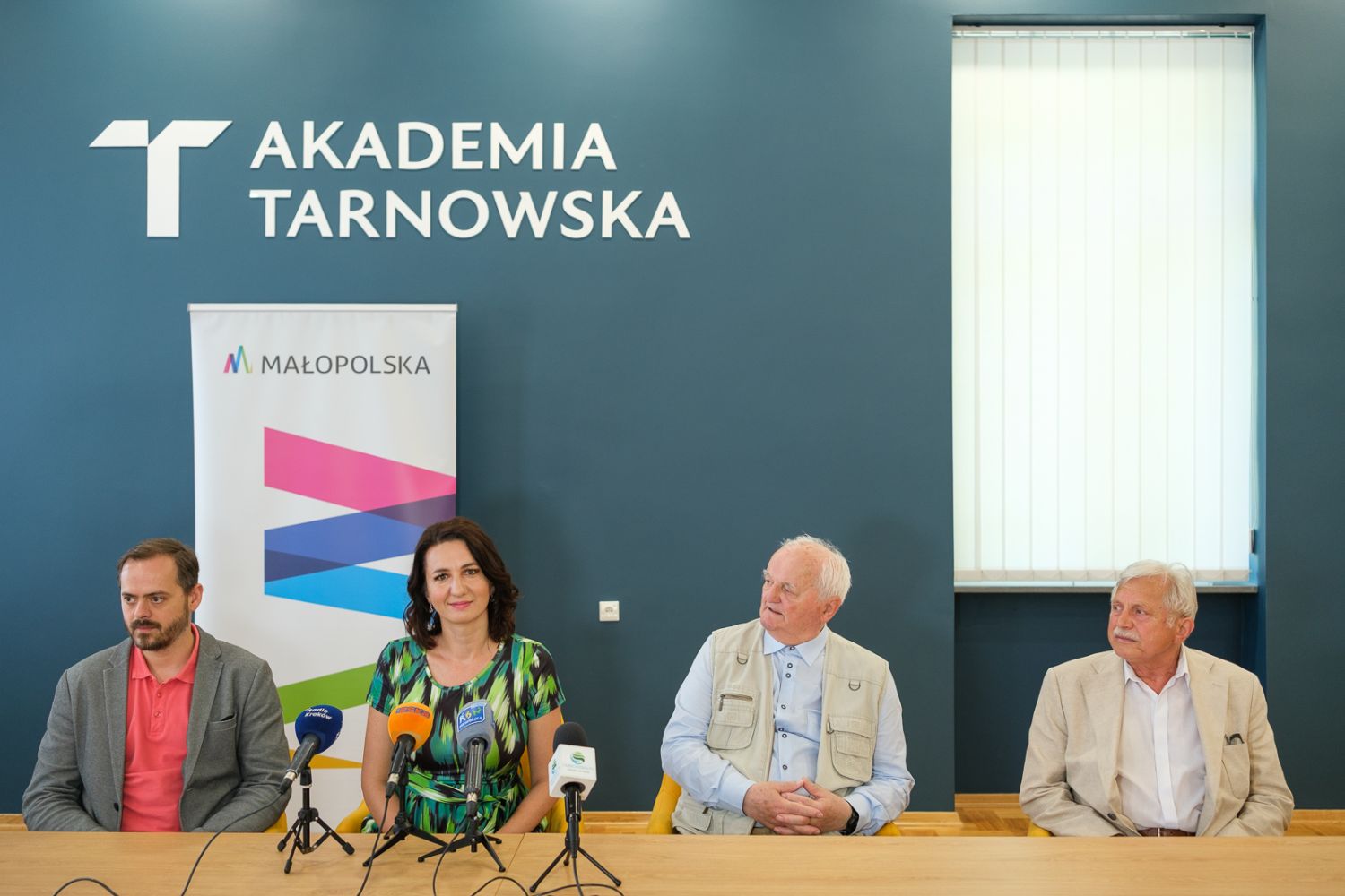 Aktywizacja małopolskich seniorów. Zapowiedź „Dni Otwartych Uniwersytetów Trzeciego Wieku”